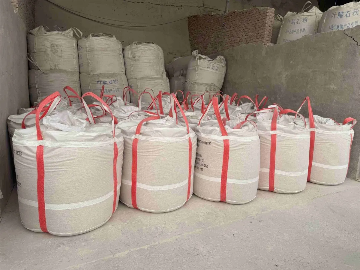 Unshaped AZS powder packages