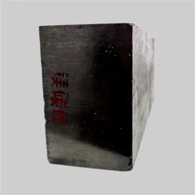 Mag Carbon Brick